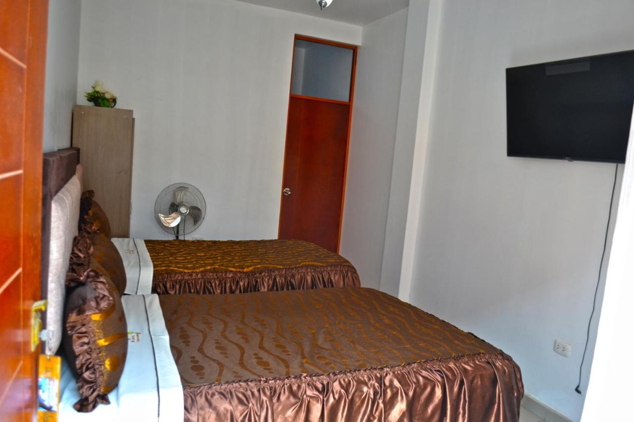 Hostal El Sueno De San Martin Paracas Exterior photo